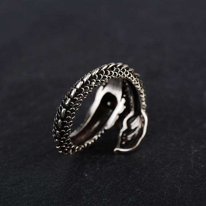 Stylish Vintage Dragon Ring